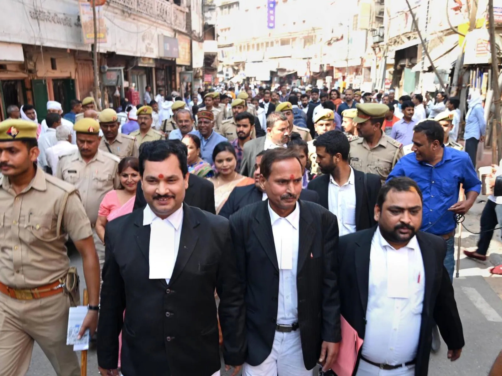 Is Shringar Gauri Gyanvapi case is worth hearing? district judges court decided this