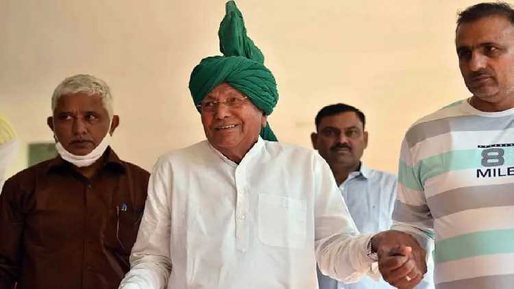 Om Prakash Chautala: In the disproportionate assets case, OP Chautala sentenced to 4 years
