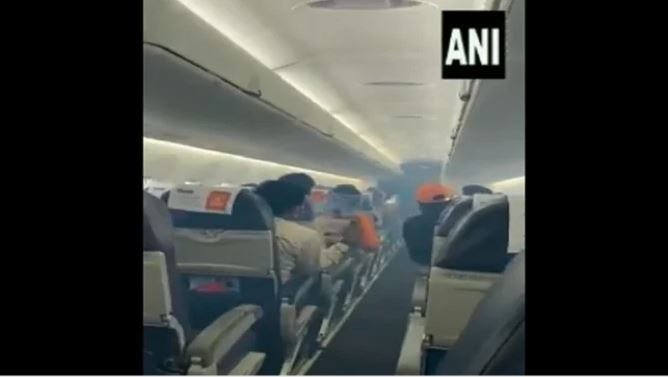 SpiceJet plane emergency landing at Delhi airport, smoke emanates from the cabin