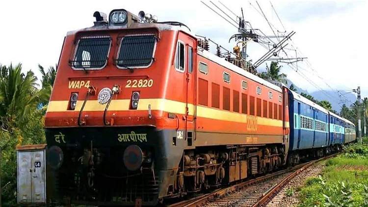Power and traffic block for three days in Howrah Railway Division from September 14, 50 trains canceled, many routes div