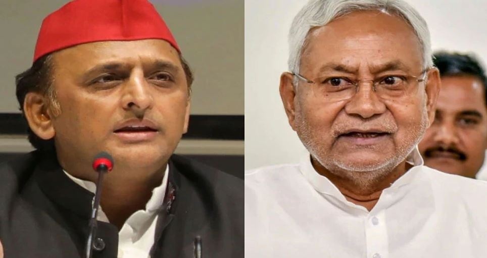 Bihari Chief Minister Nitish Kumar and former UP Chief Minister Akhilesh Yadav