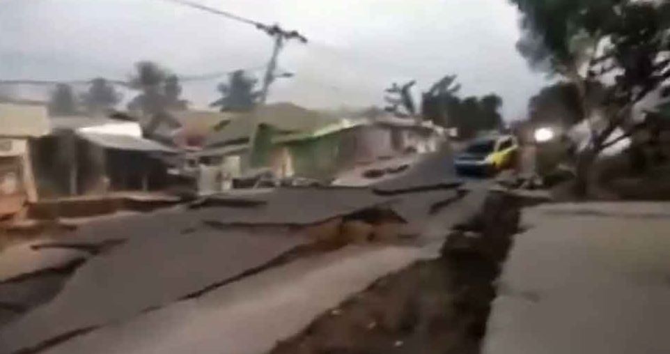 Earthquake In Papua New Guinea