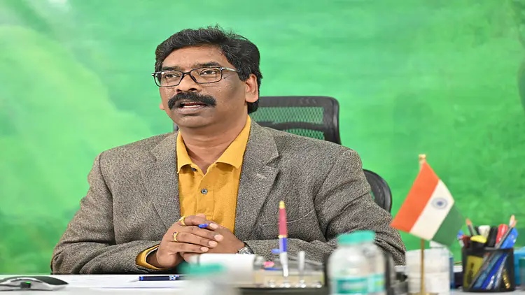 CM Hemant Soren's instructions to the officials, make a plan of two and a half thousand crores to deal with drought