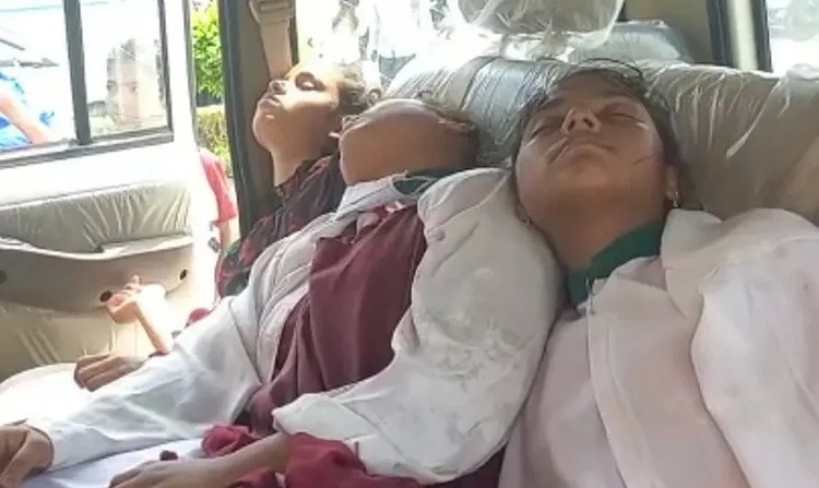 59 workers unconscious due to ammonia gas leak in Aligarh meat factory