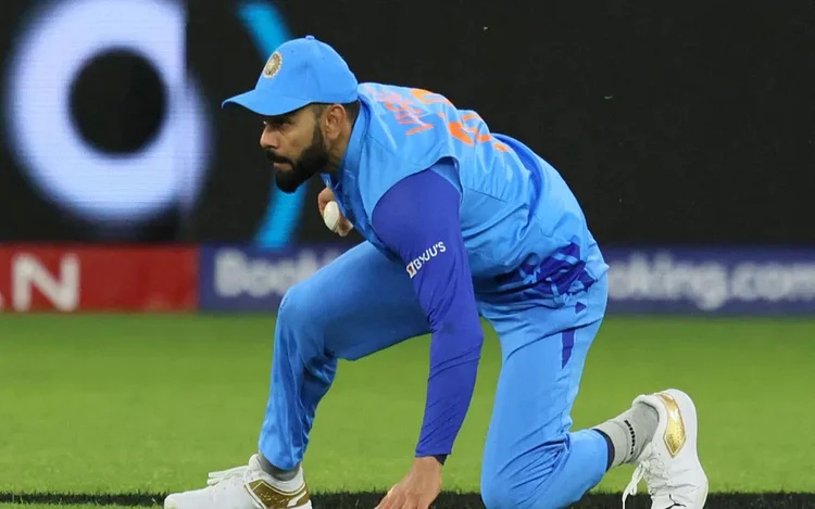 Virat Kohli of fake fielding