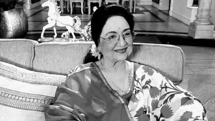Famous actress Tabassum