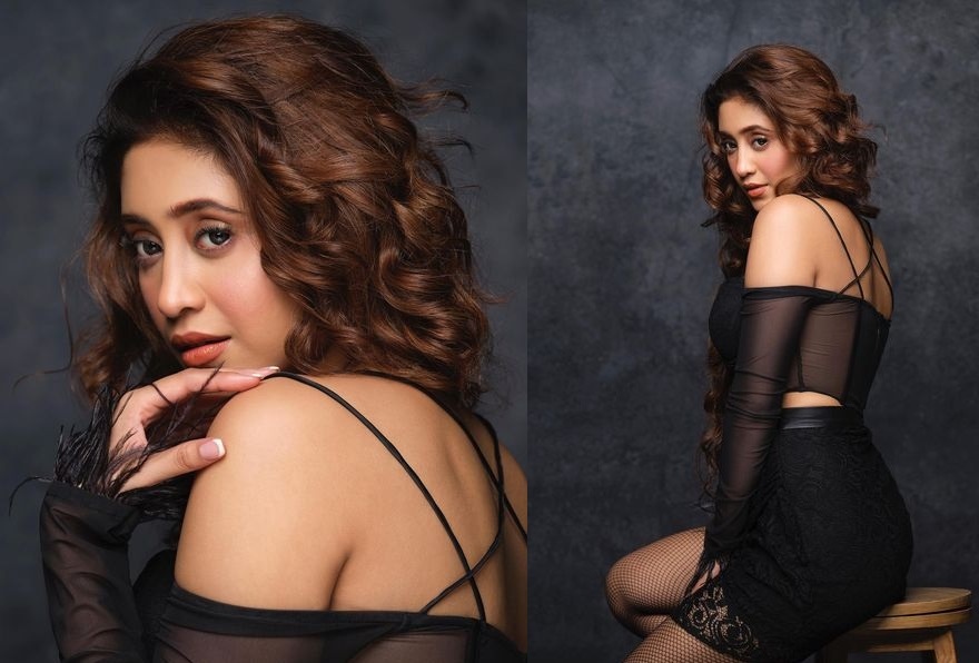 Shivangi Turns Bold Naira flaunts perfect figure wearing bralette fans sweat after seeing body