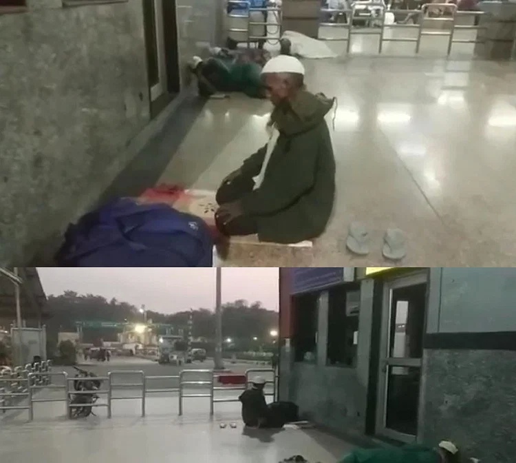 Offering namaz at Gorakhpur railway station