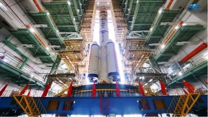 Shenzhou 15 spacecraft