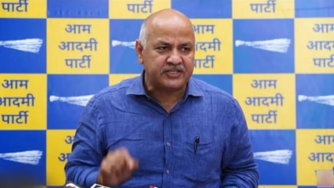 MCD Election: Manish Sisodia said in the interview - Mountains of garbage will end in five years, AAP will win 230 seats