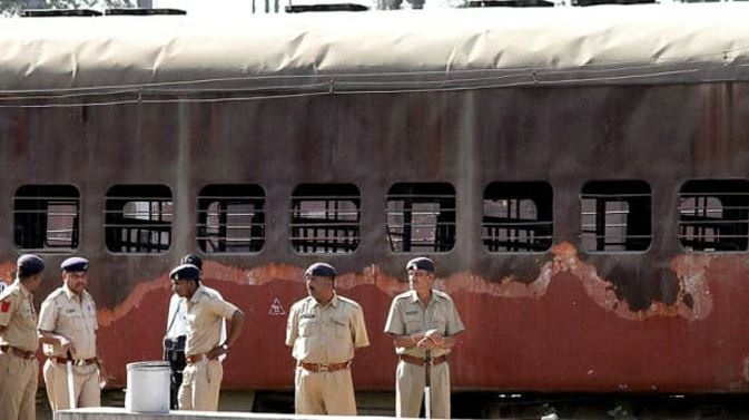 Godhra train coach burning convict gets bail from Supreme Court