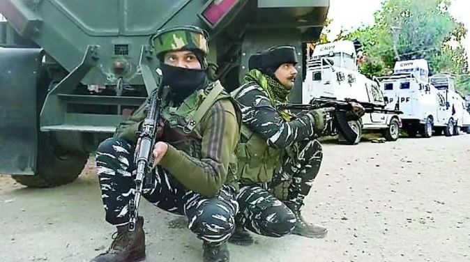 Encounter between terrorists and security forces in Shopian