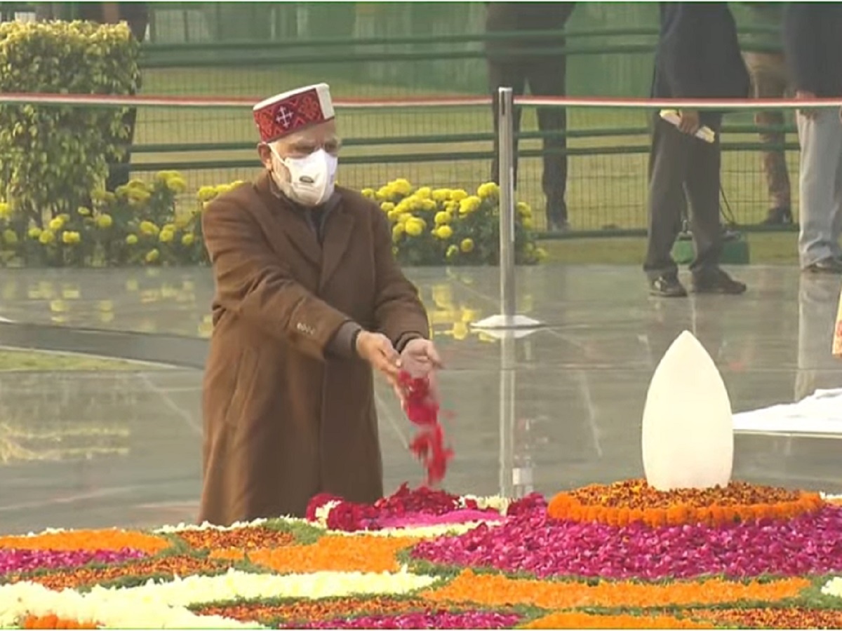 PM Modi paying tribute on Sadaiv Atal