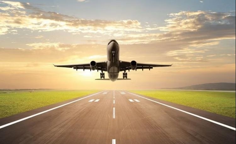 Punjab: Amritsar-Singapore flight flew five hours before time, 35 passengers left at the airport, commotion