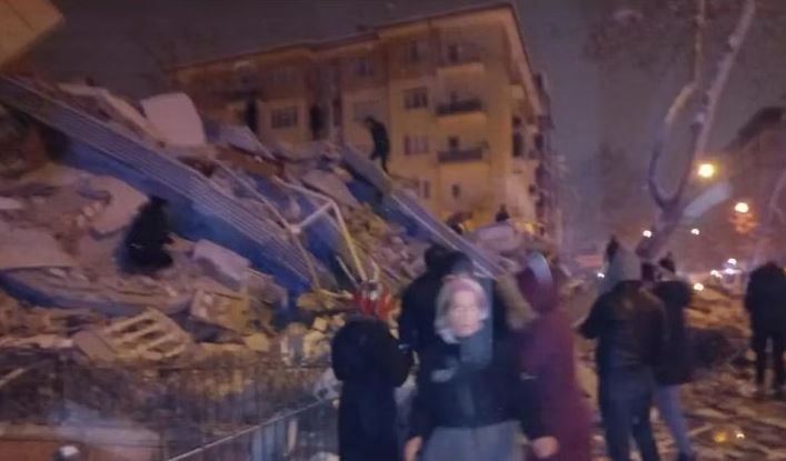 Earthquake tremors in Turkey