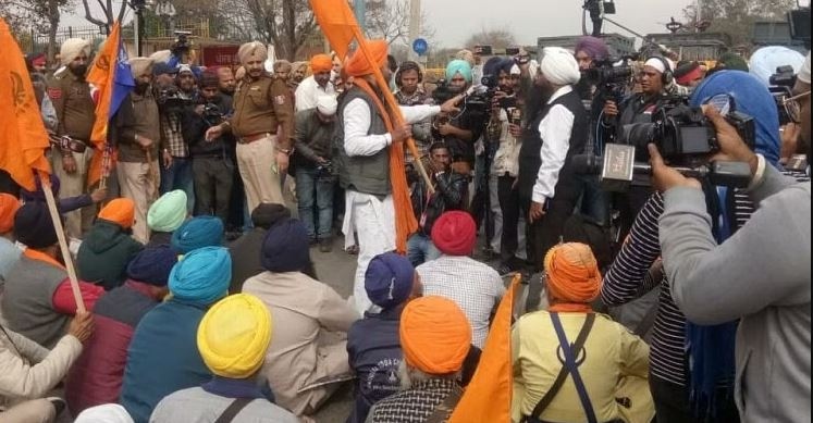 Violent clash on the Chandigarh Mohali border