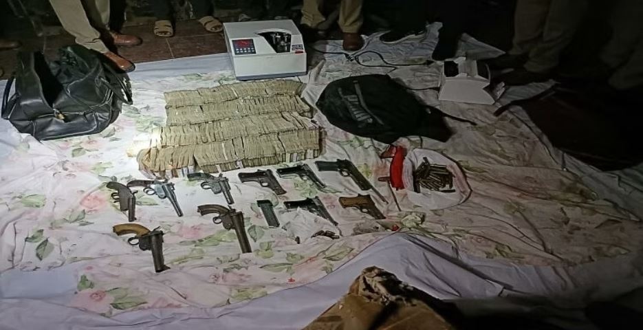 Police raid on Ateeq Ahmads office in Prayagraj