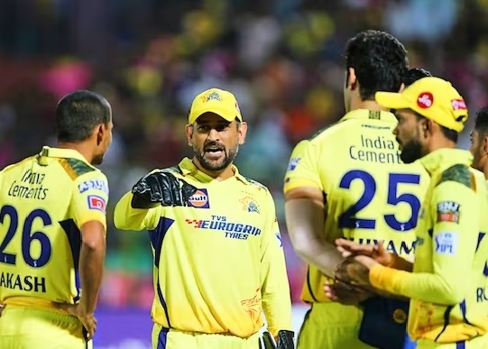 Do not hurt our sentiments ex Chennai teammate appeals to MS Dhoni what did Mahi do