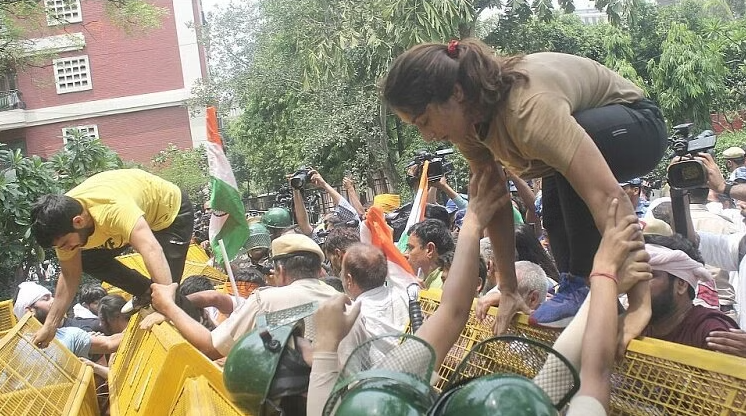 Wrestlers Protest on Jantar Mantar