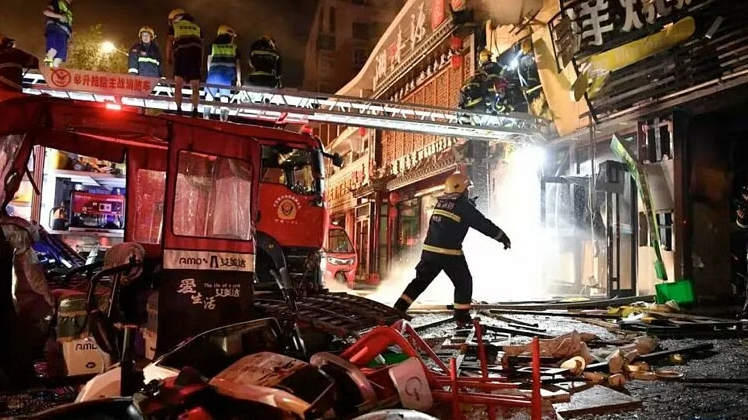 China: Massive explosion due to LPG leak in restaurant, 31 killed, many injured