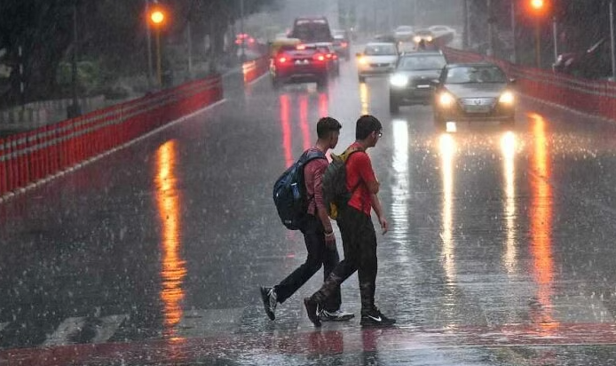 Weather Updates: Yellow and Orange alert for rain in many parts including eastern UP-Bihar today, rivers in spate