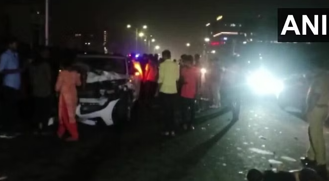 Jaguar crushed crowd in Ahmedabad