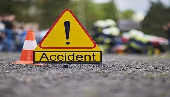 Two private buses collided in Maharashtra