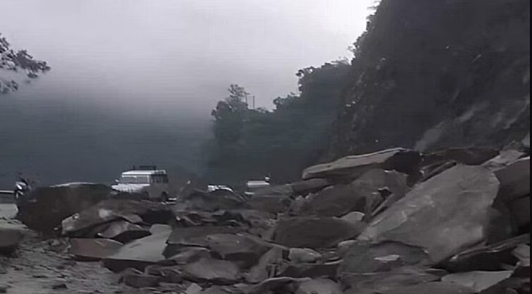 Badrinath Highway blocked due to Landslides