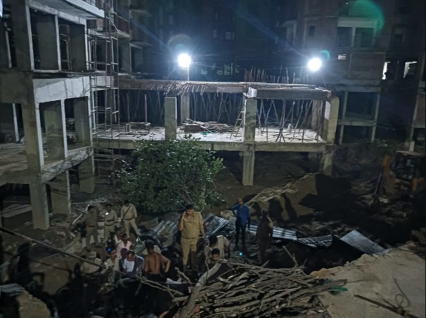 Under construction apartment collapsed in Lucknow