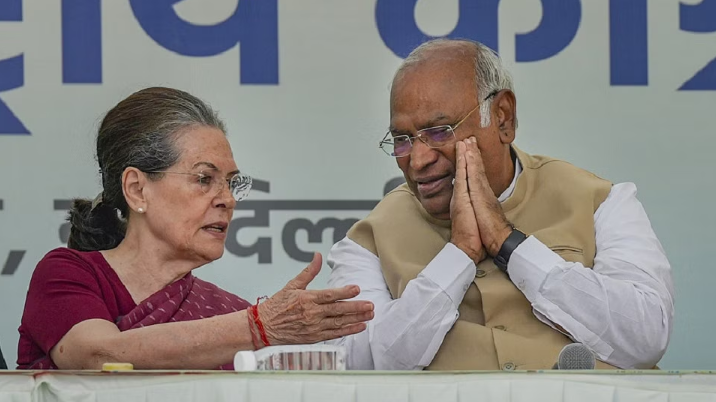 Ram Temple: Sonia and Kharge received invitation for the consecration ceremony, invitation was also sent to these leader