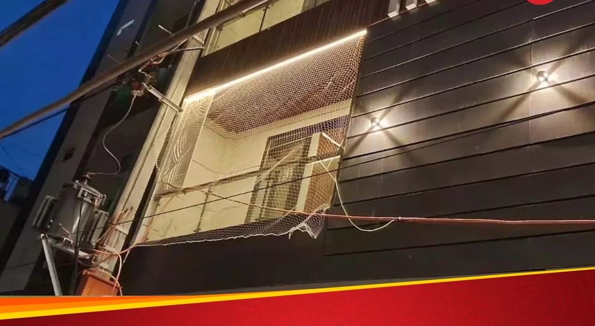 Womans Body Found in Cupboard Live in Partner Accused of Murder in Dwarka Delhi