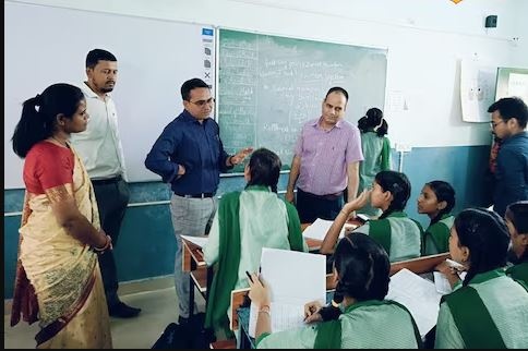 State Monitoring Team Conducts Surprise Inspections in Government Schools Across Districts