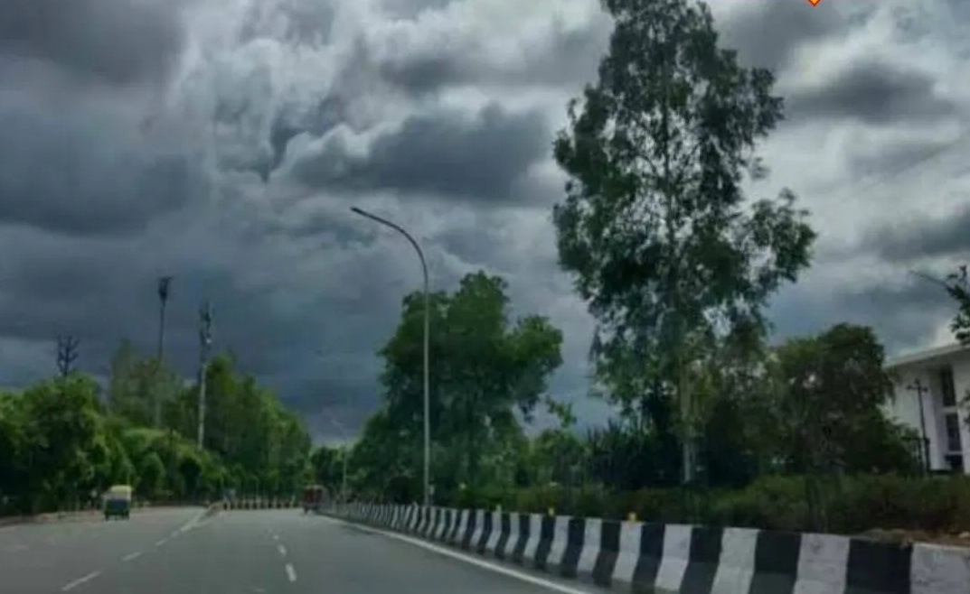 Chhattisgarh Witnesses Temperature Fluctuations After Unseasonal Rainfall