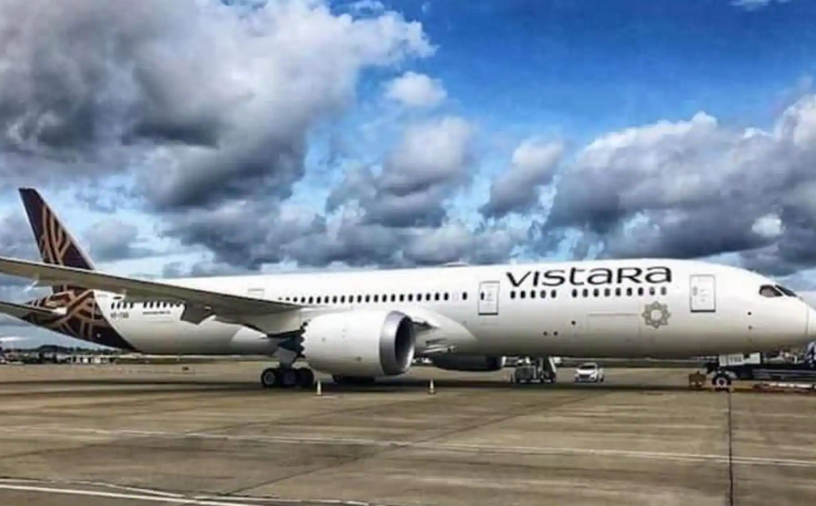 Bomb Scare Forces Emergency Landing of Vistara Flight from Paris to Mumbai