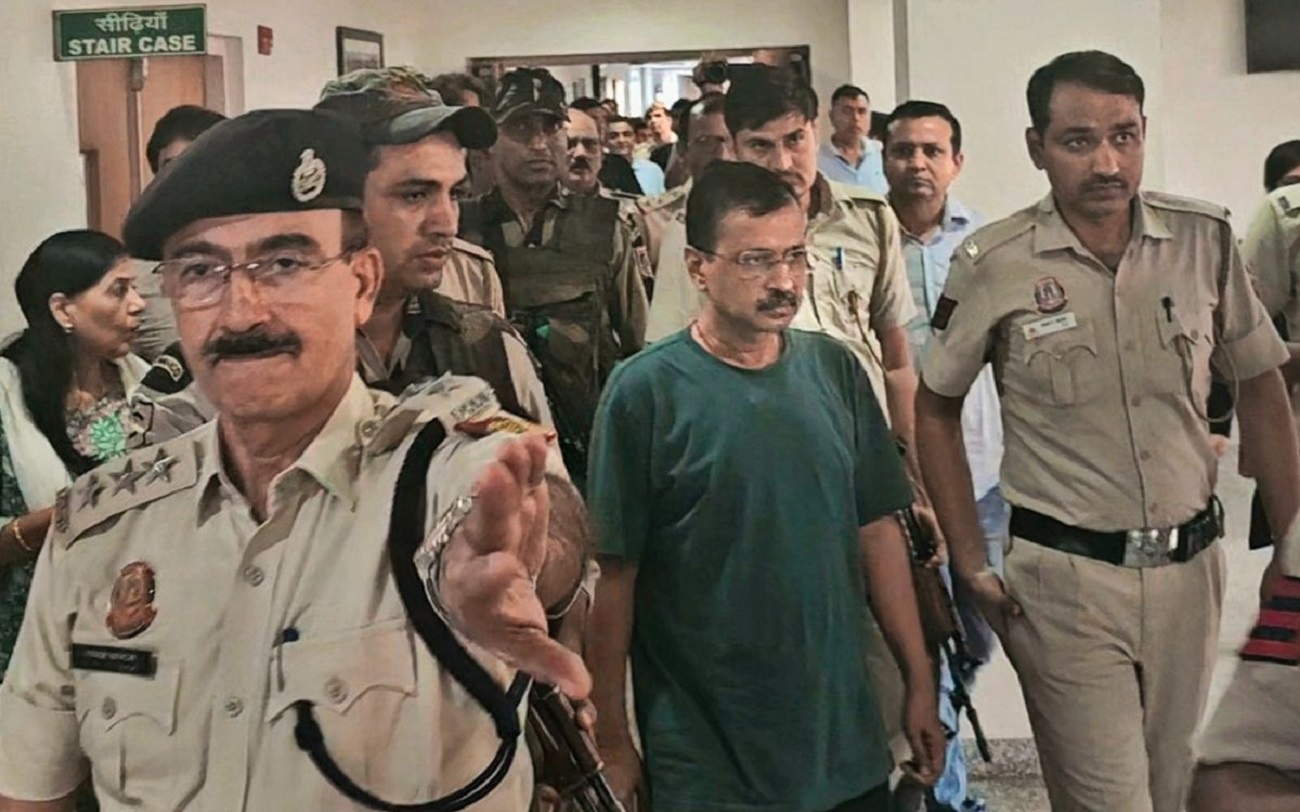 High Court Issues Notice to CBI in Arvind Kejriwal Case