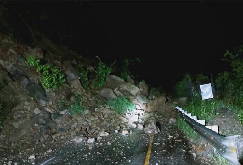 Landslide Sweeps Away Two Passenger Buses in Central Nepal Dozens Feared Missing