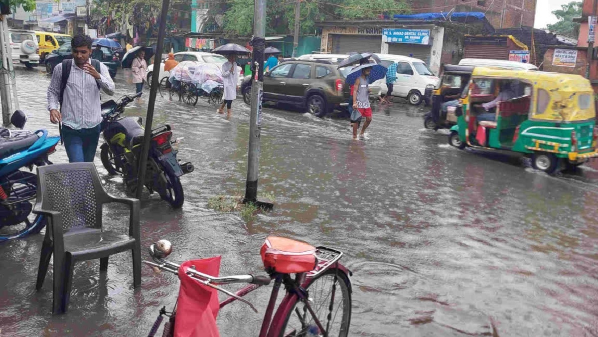 Monsoon Rains Return to Patna Bringing Relief and Rising River Levels