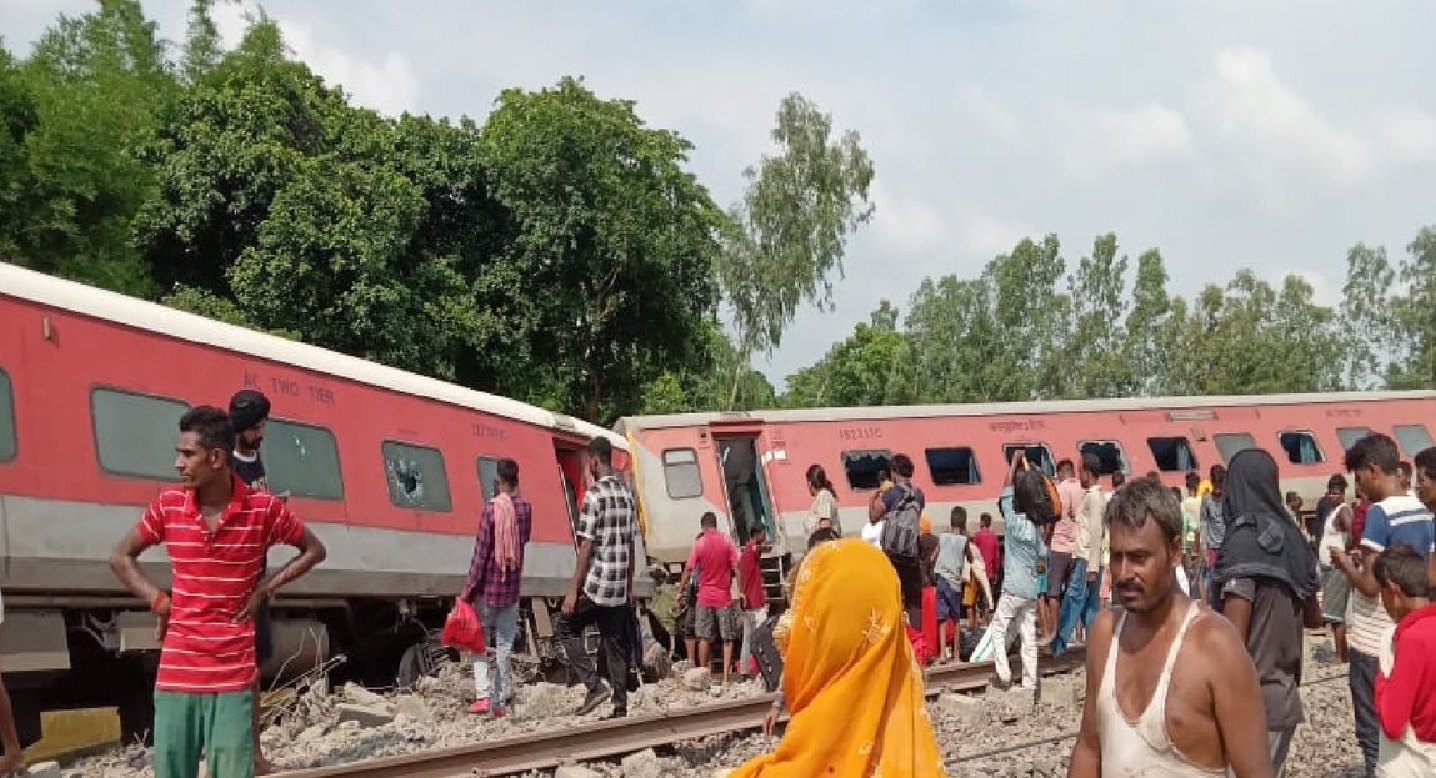 Dibrugarh Express Derails in Gonda, UP: Casualties and Injuries Reported