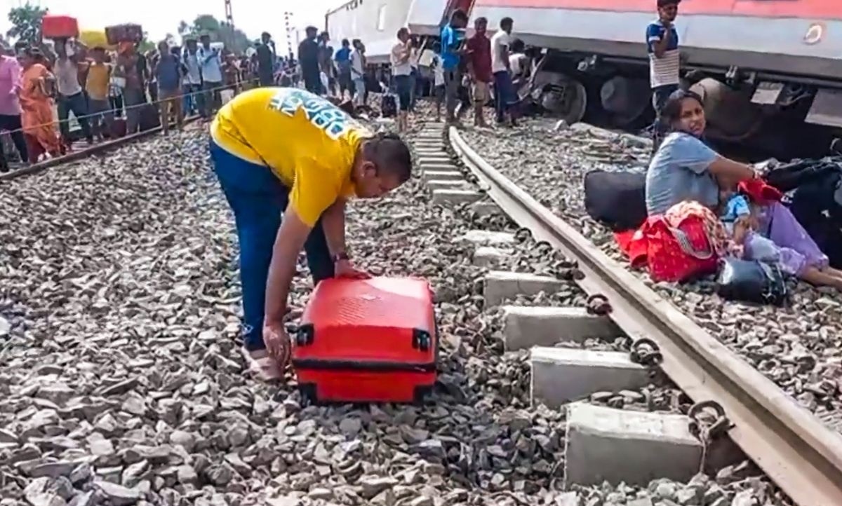 Dibrugarh Express Derails Route Diversions on Barabanki Gorakhpur Rail Section