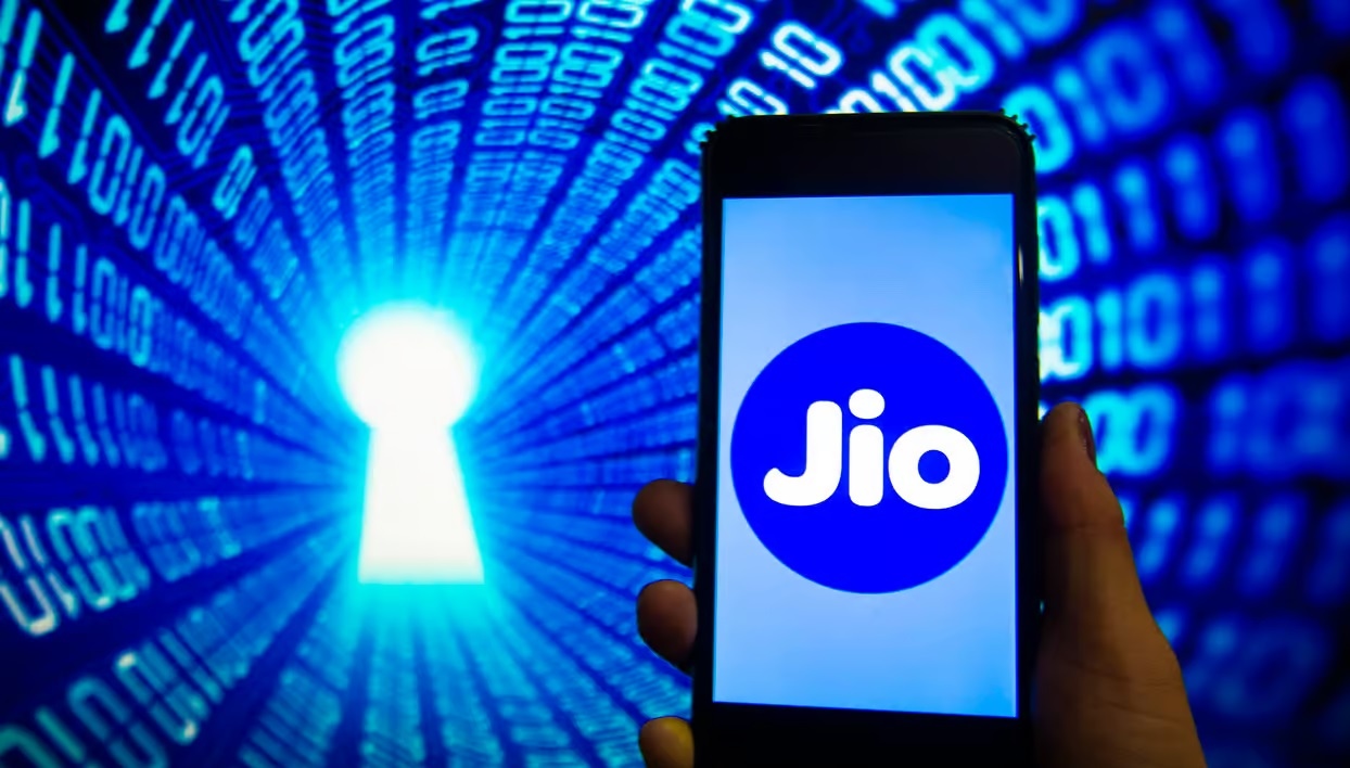 Reliance Jio Reports 11point 7percent Growth in Net Profit for Q1 FY25