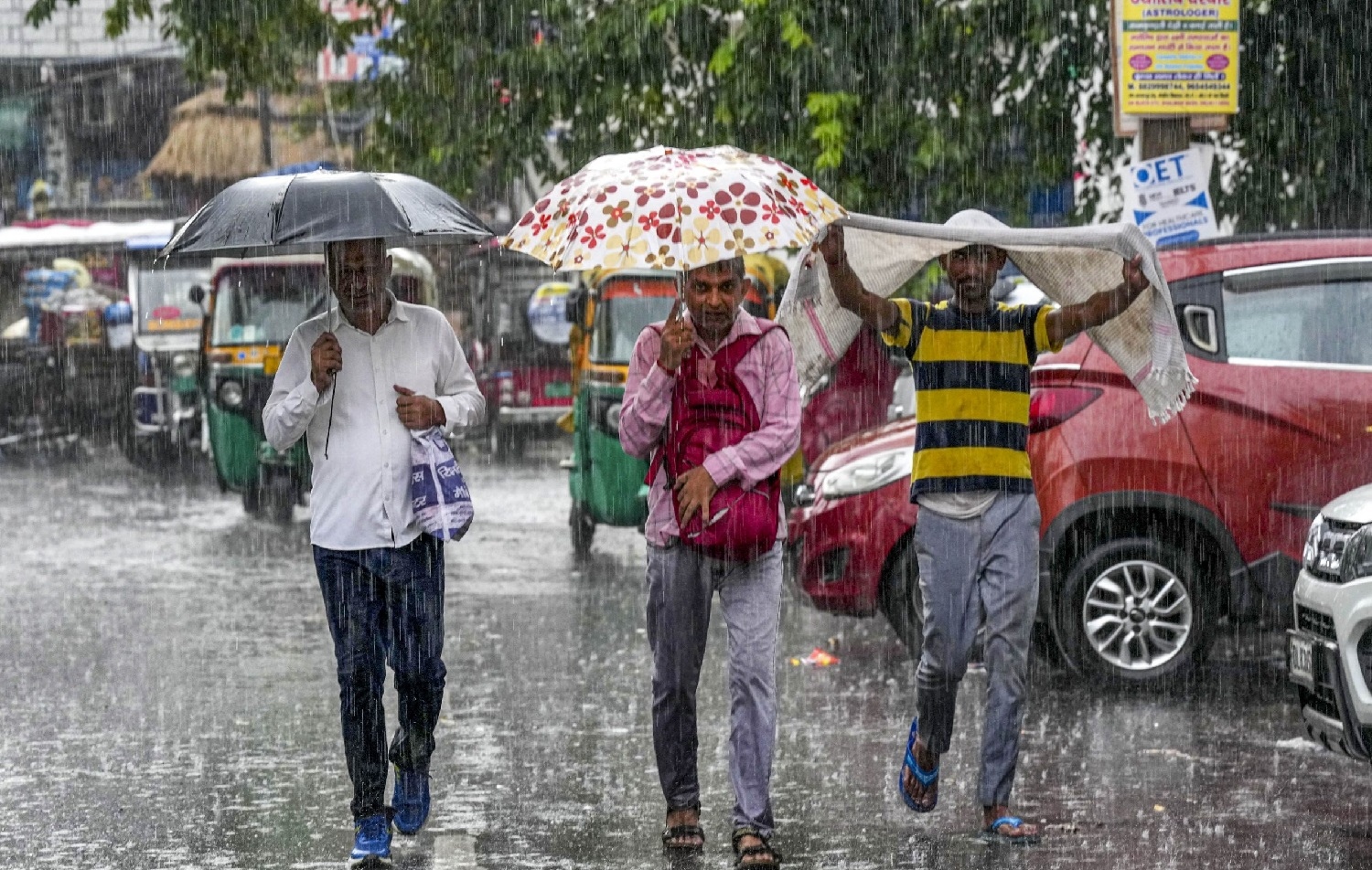 Heavy Rainfall Alert Issued for Jharkhand Due to Low Pressure in Bay of Bengal
