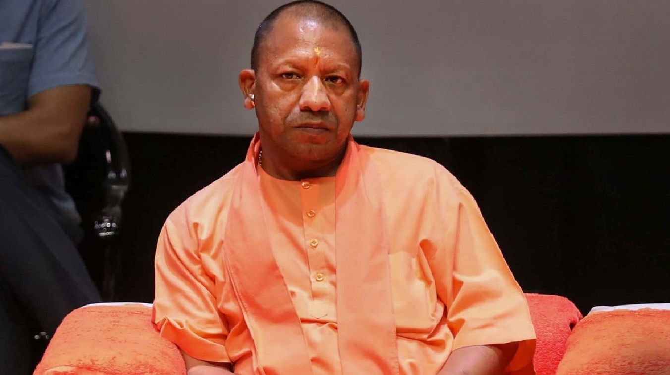 CM Yogi Adityanath Calls for United Fight Against Threats to Sanatana Dharma