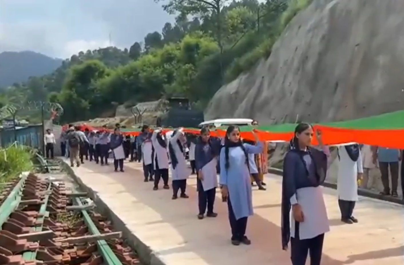 Massive 750-Meter Tricolour Displayed on World&rsquo;s Highest Railway Bridge in Reasi