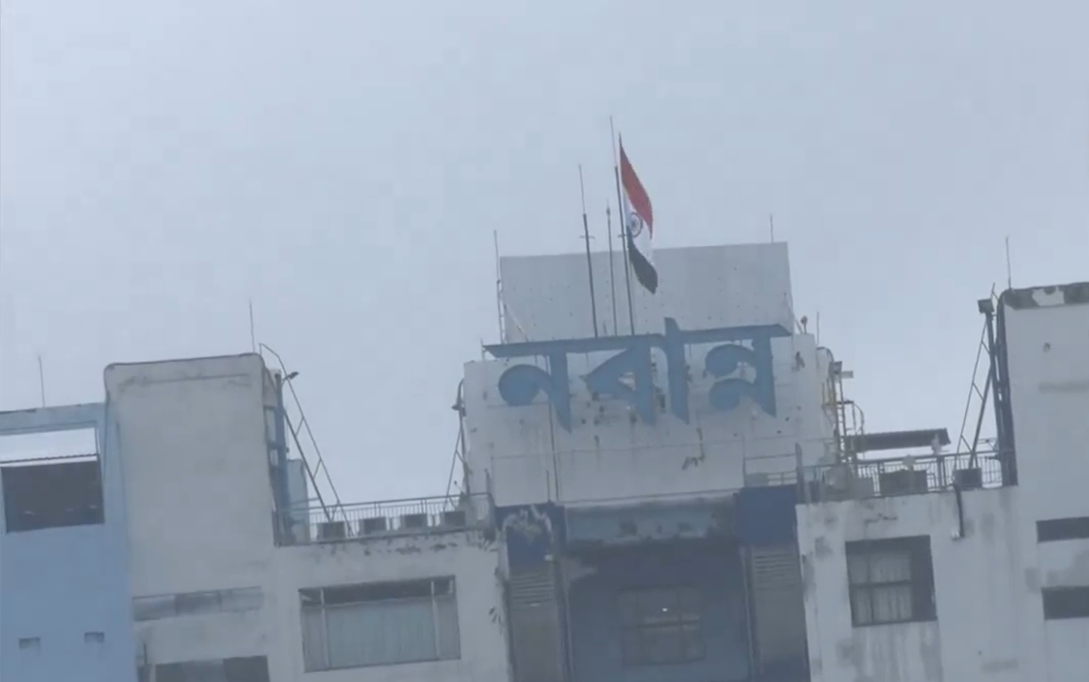 West Bengal Tightens Security Around Nabanna and Howrah Amid Protest March