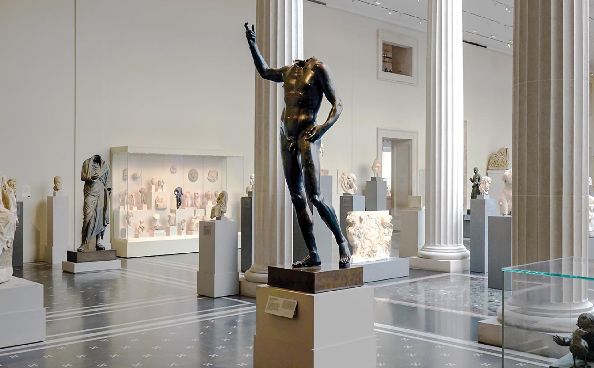 California Collector Challenges Seizure of Roman Statue by New York Investigators