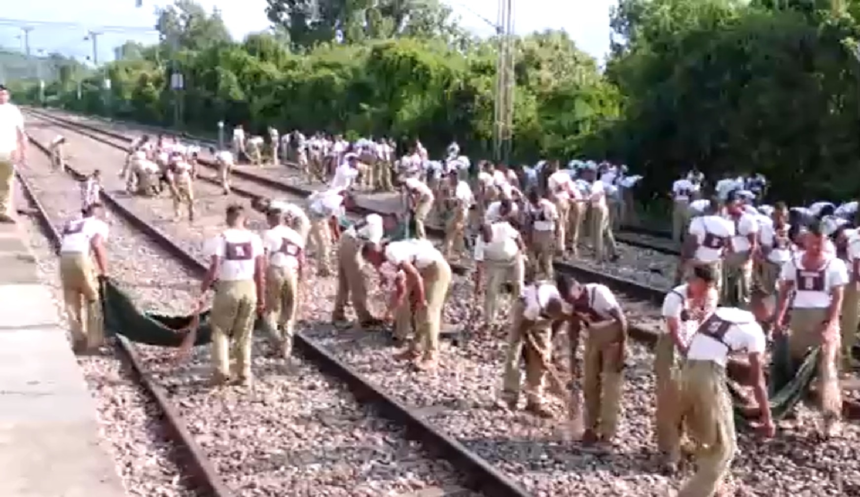 BSF Conducts Cleanliness Drive at Ramnagar Railway Station Under Swachhta Hi Seva 2024
