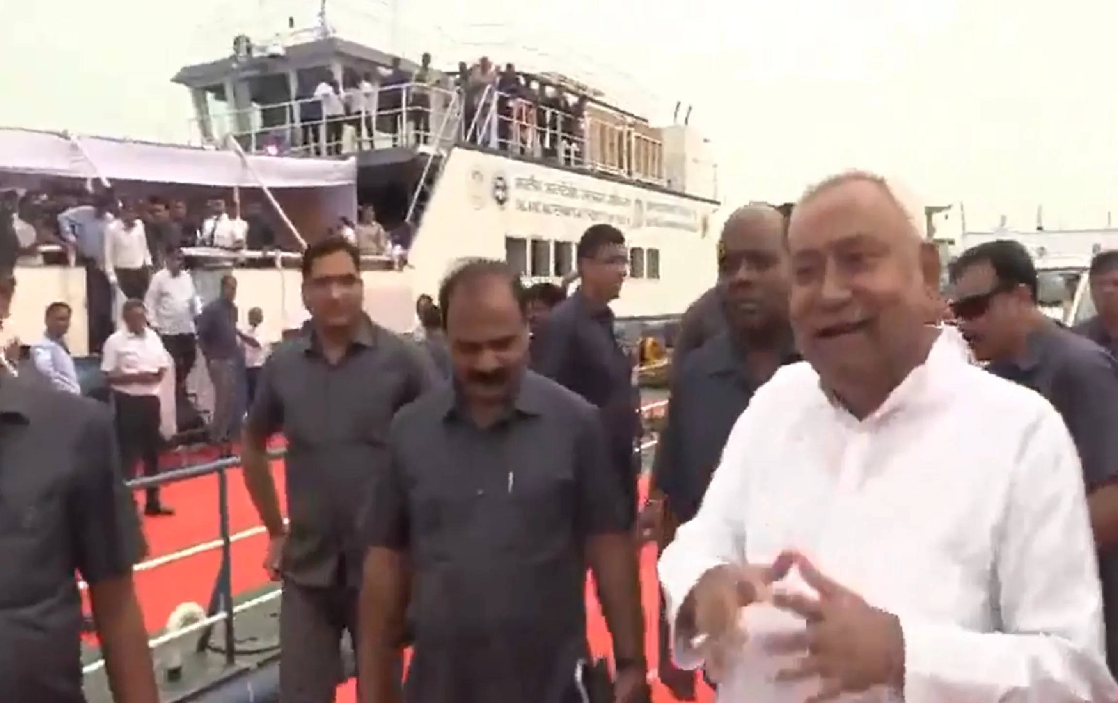 Nitish Kumar Inspects Chhath Puja Preparations at Patna Ganga Ghat Safety Measures and Festive Preparations Underway