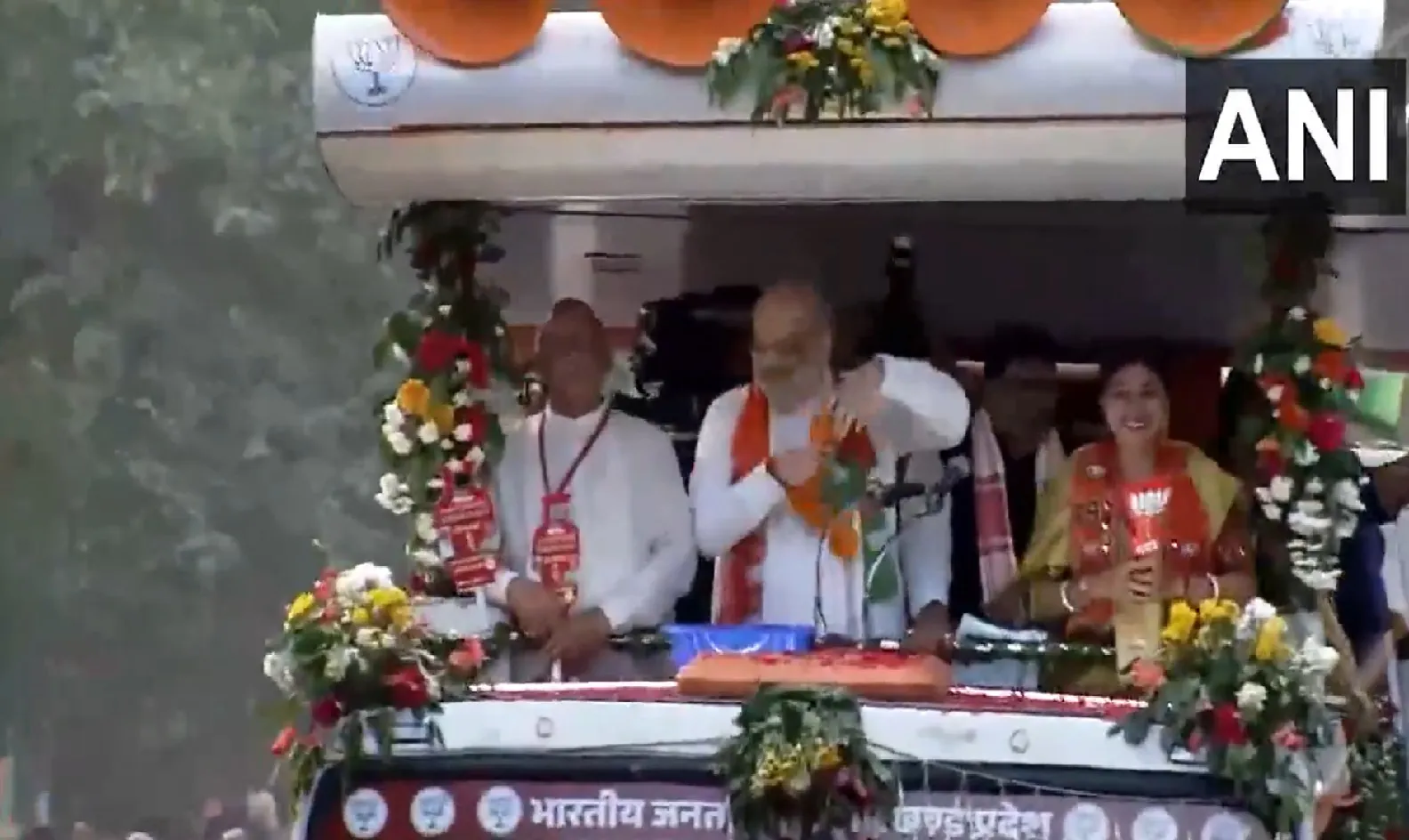 Amit Shah Leads Enthusiastic Roadshow in Jamshedpur Boosts Support for BJP and NDA Candidates