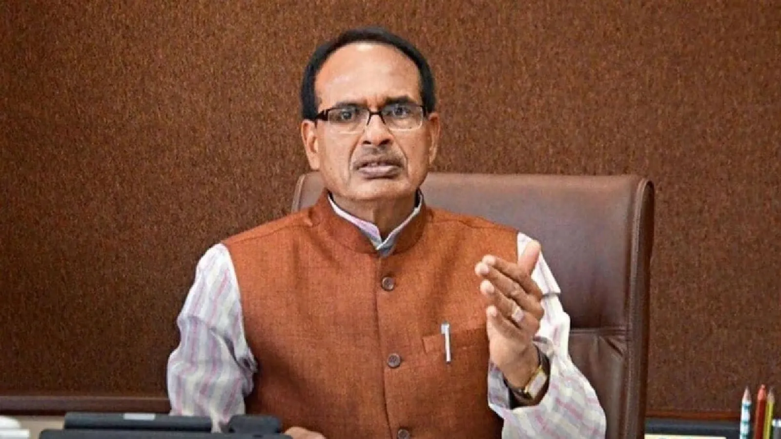 Union Minister Shivraj Singh Chouhan Criticizes Congress Over Jharkhand Gas Cylinder Promise