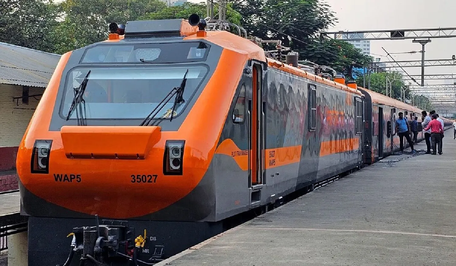Amrit Bharat Train Launched in Bihar with Airplane Like Facilities at General Fare